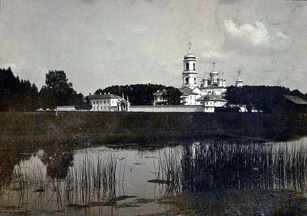 Троицко Комельский монастырь