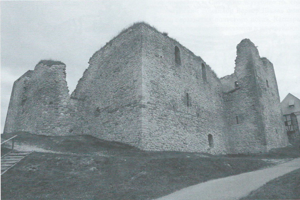 Развалины замка Бауск